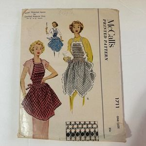 McCalls Vintage 1950's Pattern #1711 Women's Smocked Apron One Size